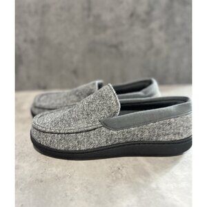 Hanes Gray Moccasin Slippers Shoes Size 6.5-7.5
